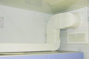 Установка воздуховода для кухонной вытяжки в Сальске