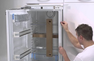 Установка встраиваемого холодильника в Сальске